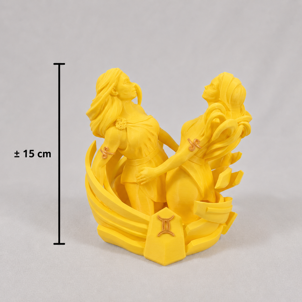 De 3D-geprinte Tweeling sterrenbeeld figuur met een duidelijke maataanduiding van circa 15 centimeter hoog