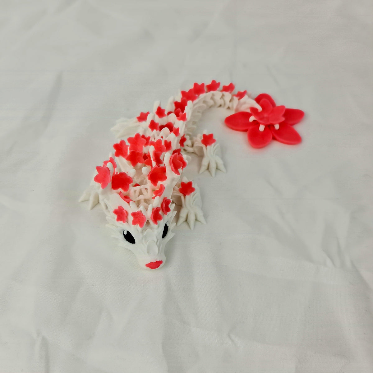 3d-geprinte-cherryblossom-baby-draak-bovenaanzicht
