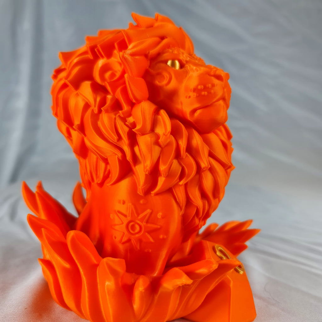 Schuine hoekweergave van de achterzijde van het handgemaakte 3D-geprinte Leeuw sterrenbeeld beeld als decoratief kunstobject
